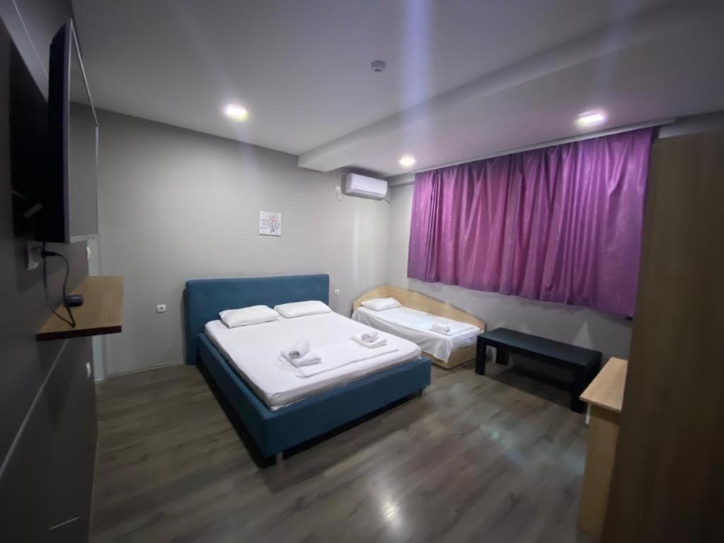 Fama Aparthotelスコピエ エクステリア 写真